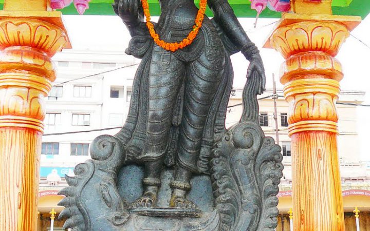 Idol of Goddess Godavari Matha at Pushkara Ghat in Rajahmundry | Rjytimes