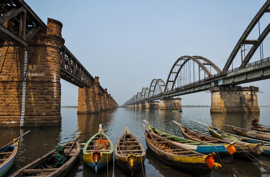 Railway Bridge at east-godavari-rajahmundry-pushakar-ghat | Rjytimes